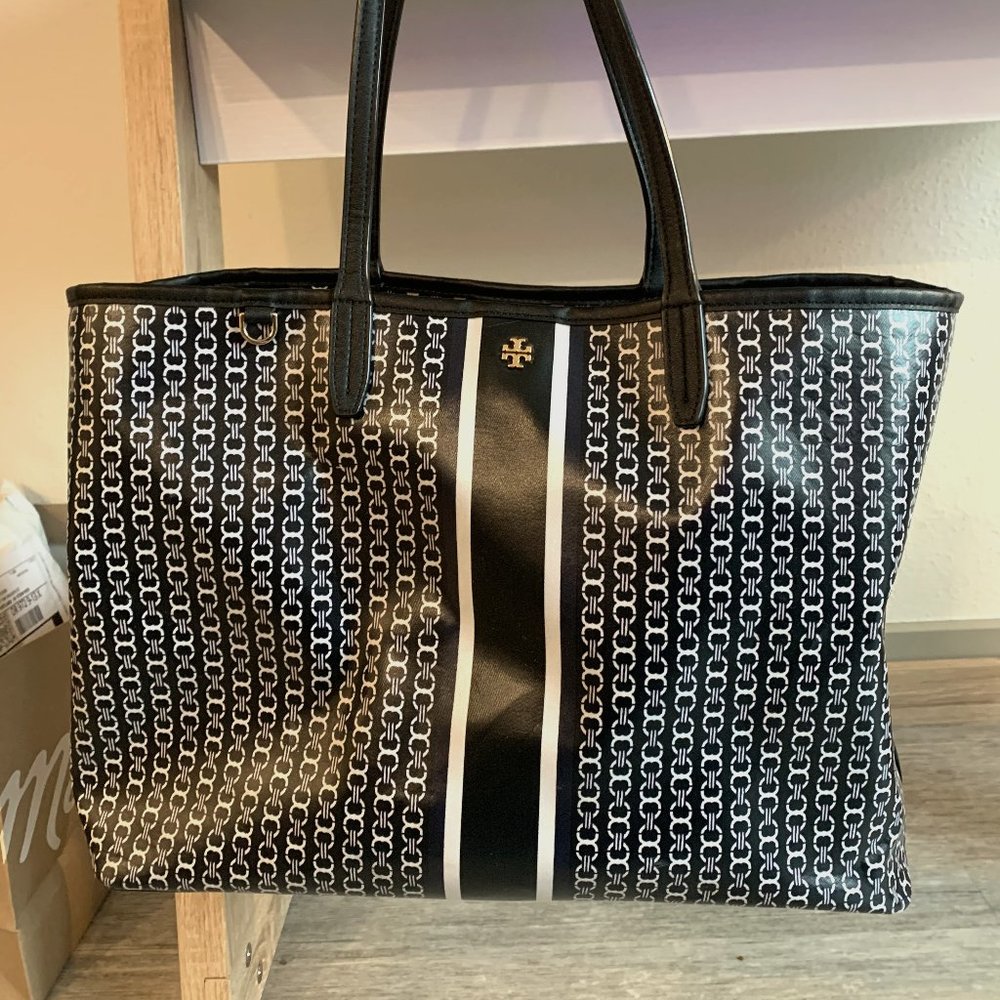 Tory Burch Gemini Link Designer Tote Bag